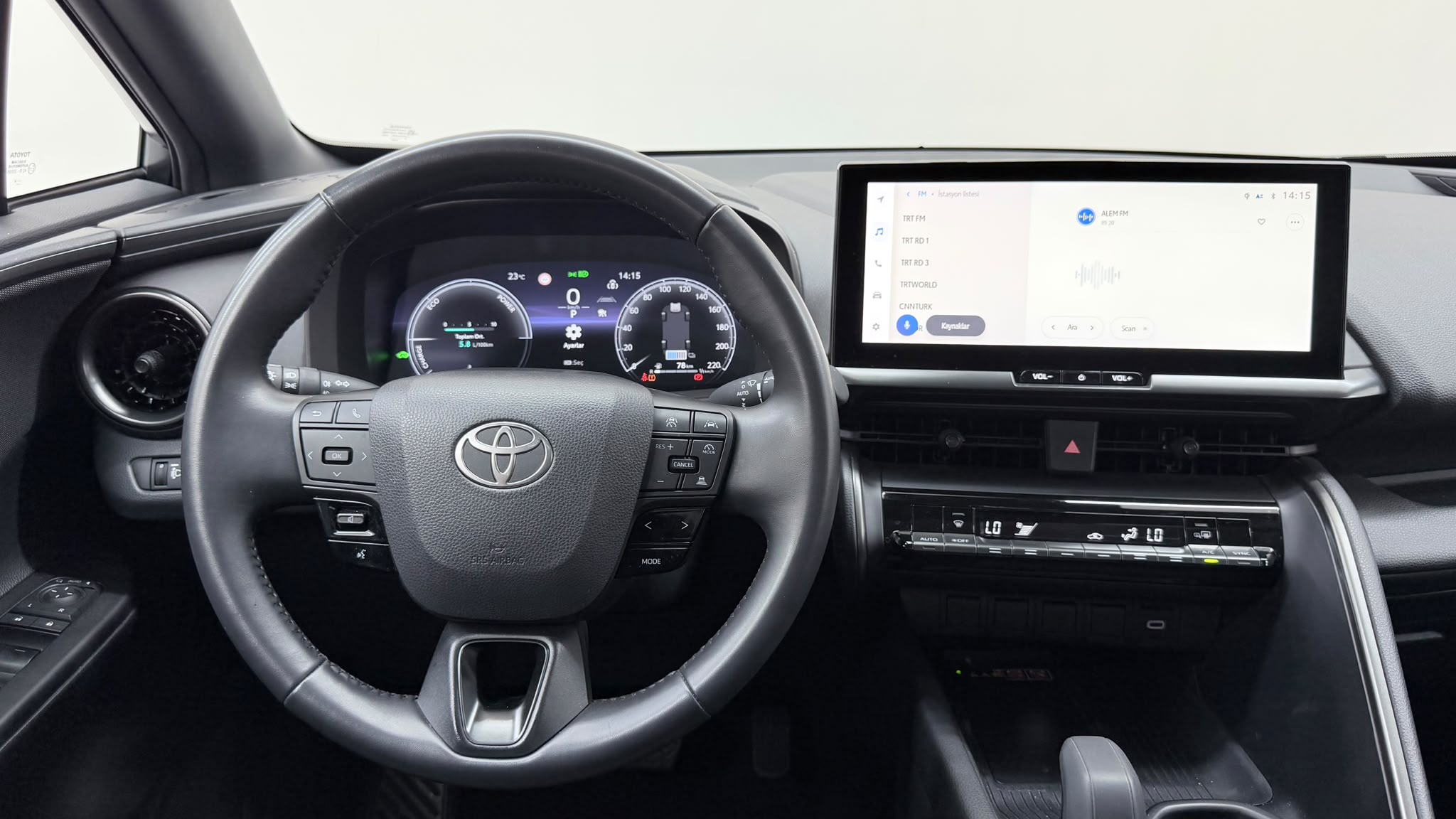 TOYOTA C-HR 10